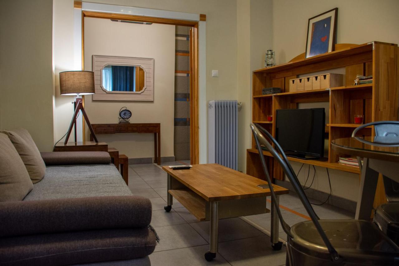 Handcrafted Unique Flat, 200M From The Acropolis Atene Esterno foto